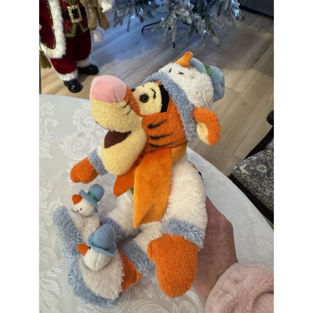 Vintage 2002 Disney Store Tigger Snowman Winter Plush Winnie the Pooh Holiday